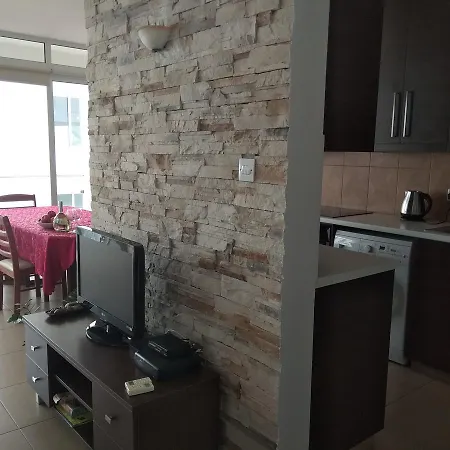 Aetius Appartement *